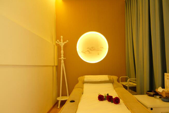 广州越秀日式指压的寂静美学：在按压中听见雪落的声音